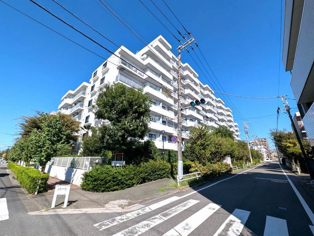 コートハウス城北中央公園　南側からの外観